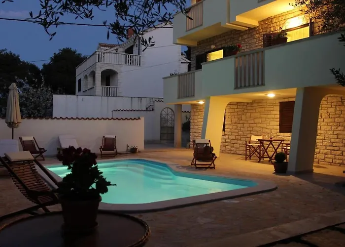 Сasa de vacaciones House Silvia *