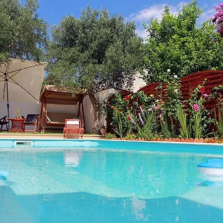 Silvia - Open Pool *